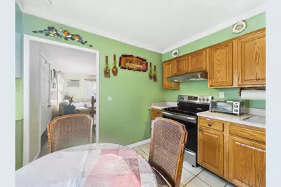 335 Loring Road, Levittown, NY 11756 - Photo 8