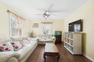 335 Loring Rd, Levittown, NY 11756 - Photo 6