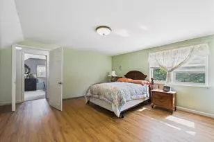 335 Loring Rd, Levittown, NY 11756 - Photo 16