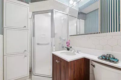 1390 Broadway #118, Hewlett, NY 11557 - Photo 22