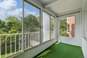 1390 Broadway, Hewlett, NY 11557 - Photo 24