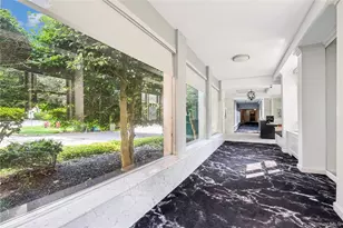 1390 Broadway, Hewlett, NY 11557 - Photo 28