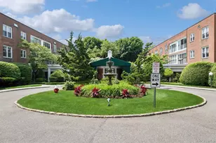 1390 Broadway, Hewlett, NY 11557 - Photo 2