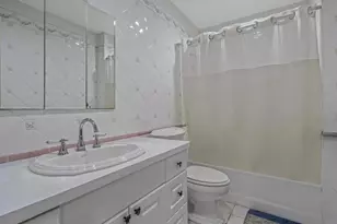 74 Margaret Ave, Lawrence, NY 11559 - Photo 22