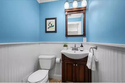 127 Harmon Avenue, Pelham, NY 10803 - Photo 14