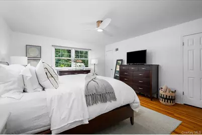 127 Harmon Avenue, Pelham, NY 10803 - Photo 16