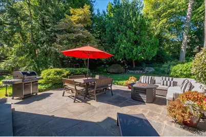 127 Harmon Avenue, Pelham, NY 10803 - Photo 26