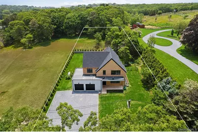 57 Newtown Road, Hampton Bays, NY 11946 - Photo 18