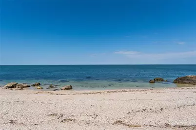 215 Hillcrest Drive N, Orient, NY 11957 - Photo 8