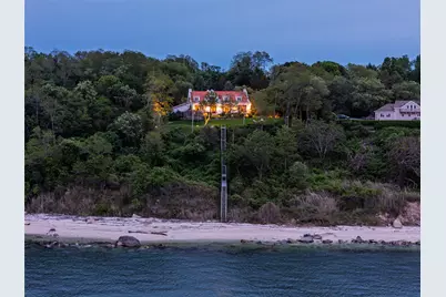 215 Hillcrest Drive N, Orient, NY 11957 - Photo 2