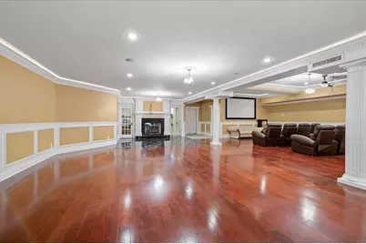 135 Millet Street N, Dix Hills, NY 11746 - Photo 34