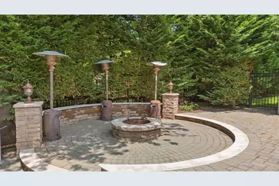 135 Millet Street N, Dix Hills, NY 11746 - Photo 46
