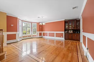 135 Millet St N, Dix Hills, NY 11746 - Photo 14