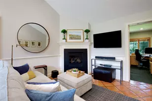 100 Gristmill Ln, Manhasset, NY 11030 - Photo 14