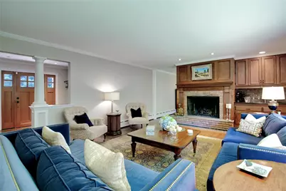 100 Gristmill Lane, Manhasset, NY 11030 - Photo 6