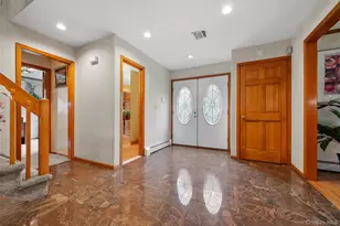 1 Blue Sky Dr, Suffern, NY 10901 - Photo 4