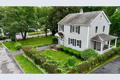 14 Gates Avenue, Ossining, NY 10562 - Photo 2