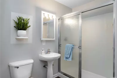 [Address not provided], East Moriches, NY 11940 - Photo 12