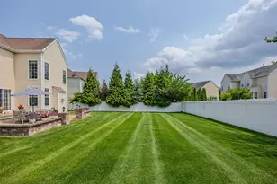 9 Avolet Ct, Mount Sinai, NY 11766 - Photo 4