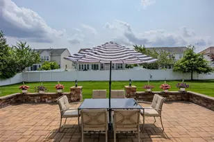 9 Avolet Ct, Mount Sinai, NY 11766 - Photo 6