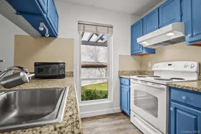 11 Woods Brooke Lane #1, Yorktown Heights, NY 10598 - Photo 12