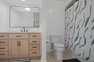 11 Woods Brooke Ln, Yorktown Heights, NY 10598 - Photo 16