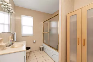 181 Oak St, West Hempstead, NY 11552 - Photo 14