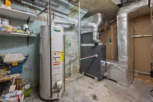 65 Netherwood Dr, Albertson, NY 11507 - Photo 22