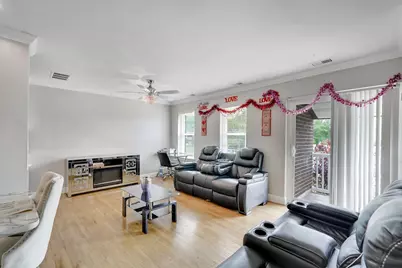 43 Artist Lake Drive, Middle Island, NY 11953 - Photo 6