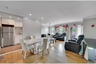 43 Artist Lake Drive, Middle Island, NY 11953 - Photo 4