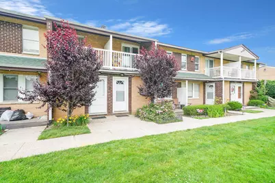 43 Artist Lake Drive, Middle Island, NY 11953 - Photo 2