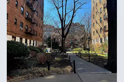 83-83 118 Street #6L, Kew Gardens, NY 11415 - Photo 2