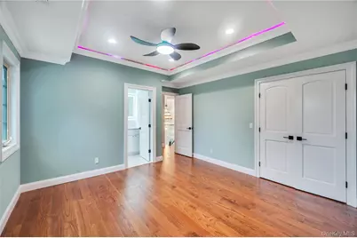 16 Violet Avenue, Hicksville, NY 11801 - Photo 24