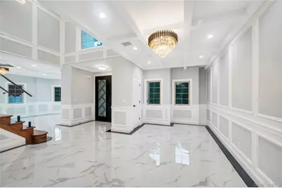 16 Violet Avenue, Hicksville, NY 11801 - Photo 4