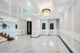 16 Violet Ave, Hicksville, NY 11801 - Photo 4