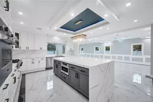 16 Violet Ave, Hicksville, NY 11801 - Photo 10