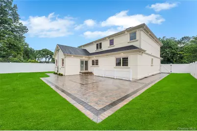 16 Violet Avenue, Hicksville, NY 11801 - Photo 2