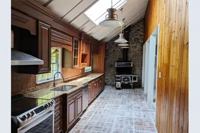 7 Senic Drive, Center Moriches, NY 11934 - Photo 2