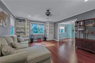 72 Harris Ave, Hewlett, NY 11557 - Photo 14