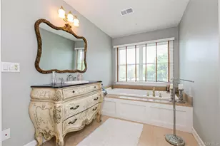 800 Ruth Rd, Mattituck, NY 11952 - Photo 18