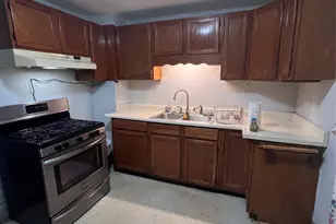 290 1st St, Newburgh, NY 12550 - Photo 6