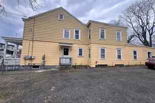 290 1st St, Newburgh, NY 12550 - Photo 24