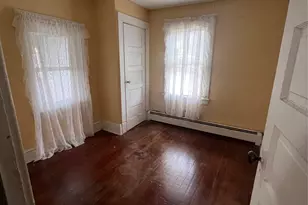 290 1st St, Newburgh, NY 12550 - Photo 8