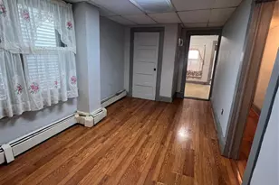 290 1st St, Newburgh, NY 12550 - Photo 10