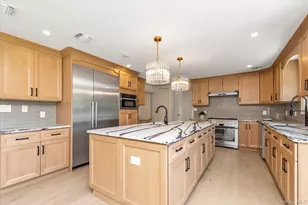 6 Victor Ln, Woodbury, NY 11797 - Photo 8