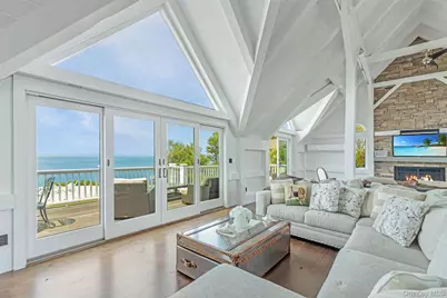 2700 Sound Drive, Greenport, NY 11944 - Photo 12