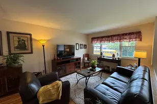 20 Bayberry Rd, Ronkonkoma, NY 11779 - Photo 2