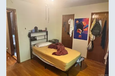 33-42 70 Street, Jackson Heights, NY 11372 - Photo 10