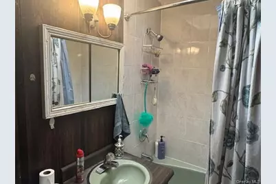 33-42 70 Street, Jackson Heights, NY 11372 - Photo 16