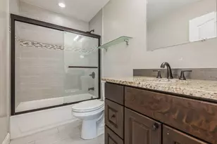 413 Robyn Pl, East Meadow, NY 11554 - Photo 28